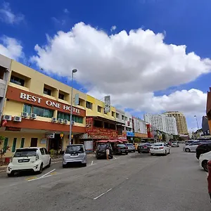 https://oyo-best-one.hotelsinmalacca.net