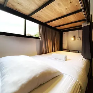 https://hostel-pine-armenian.penanghotels.org